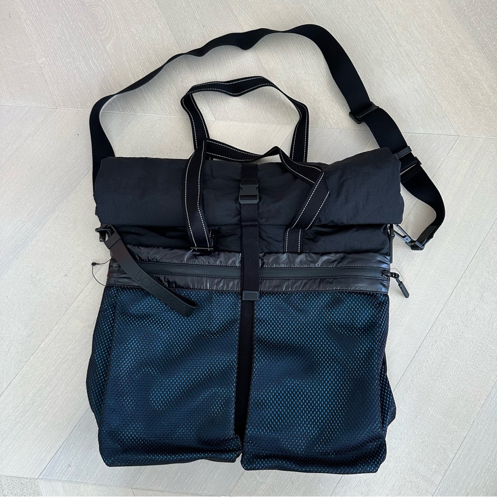 Bottega Veneta Extendable Paper Nylon Tote Bag